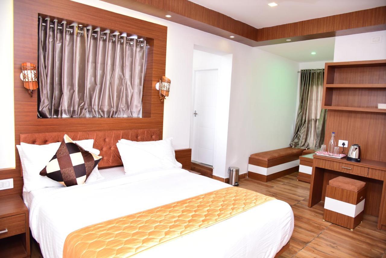Nirvana Holistic Living Varagampadi Esterno foto