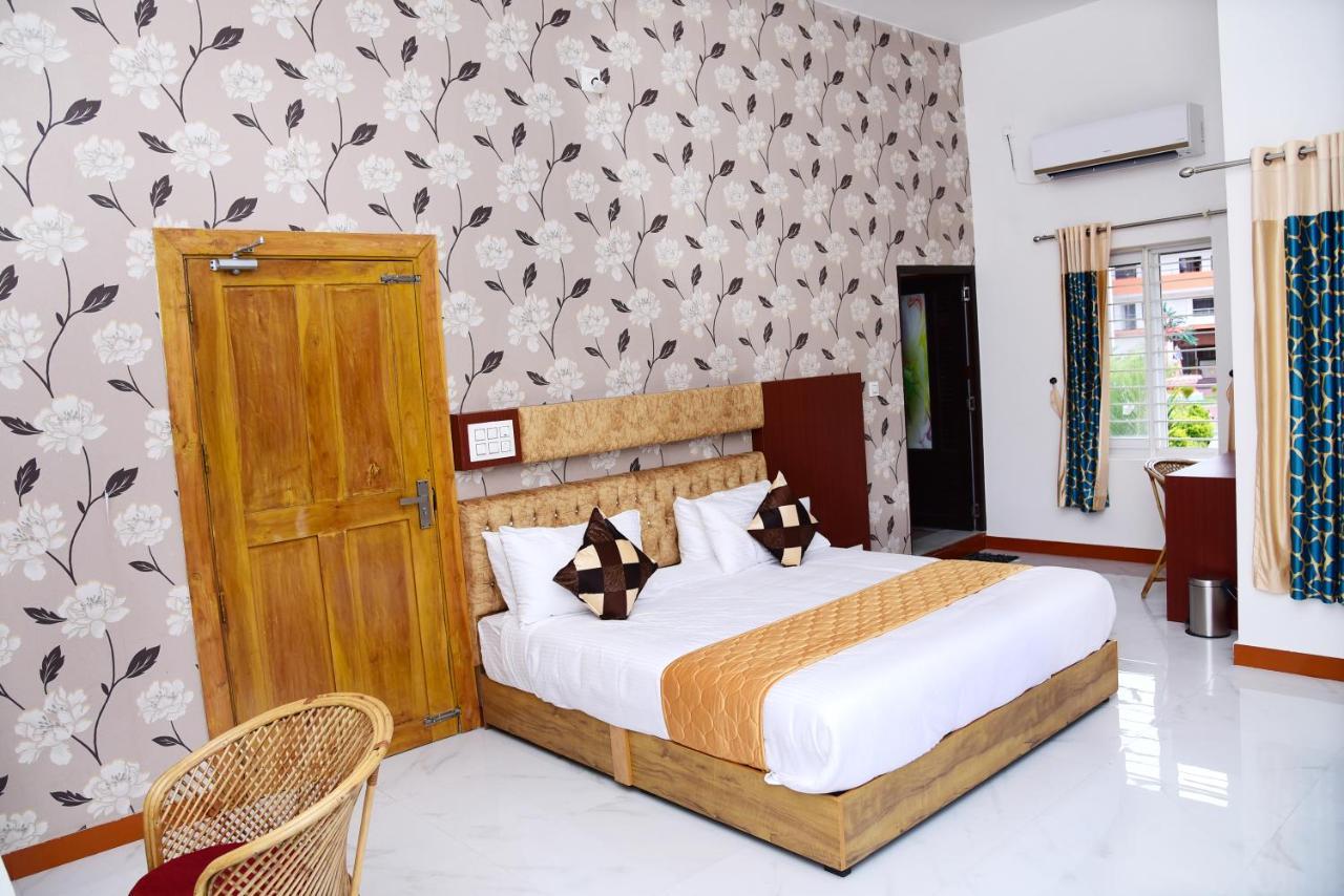 Nirvana Holistic Living Varagampadi Esterno foto