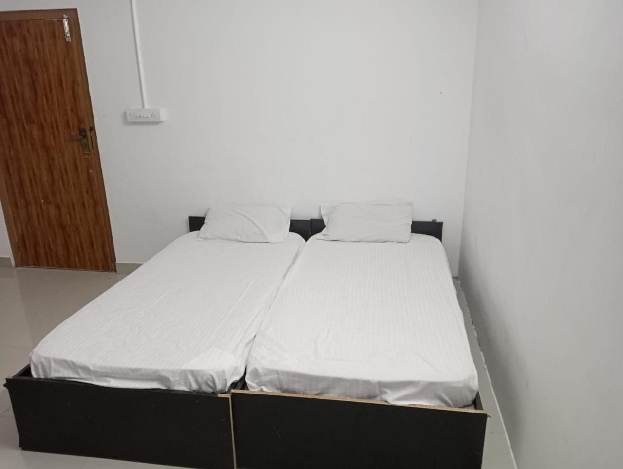 Nirvana Holistic Living Varagampadi Esterno foto